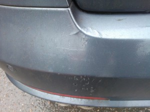 Покраска крыла автомобиля: шпатлевка, грунтовка и нанесение ЛКП