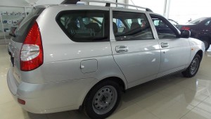 Lada priora в кузове универсал